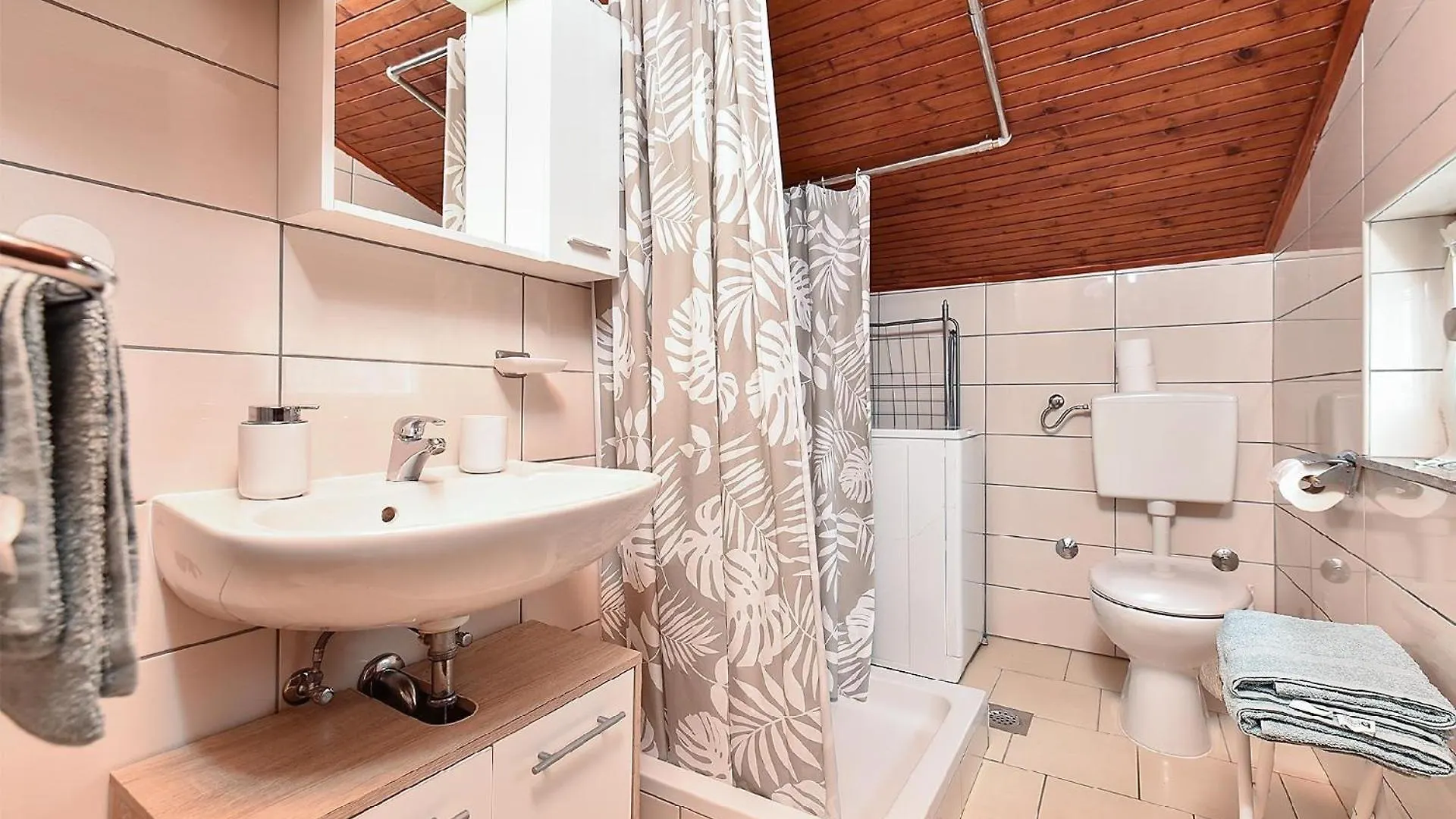 Ferienwohnung Fuer 3 Personen Ca 30 Qm In Banjole, Istrien Istrische Riviera 0*, Banjole