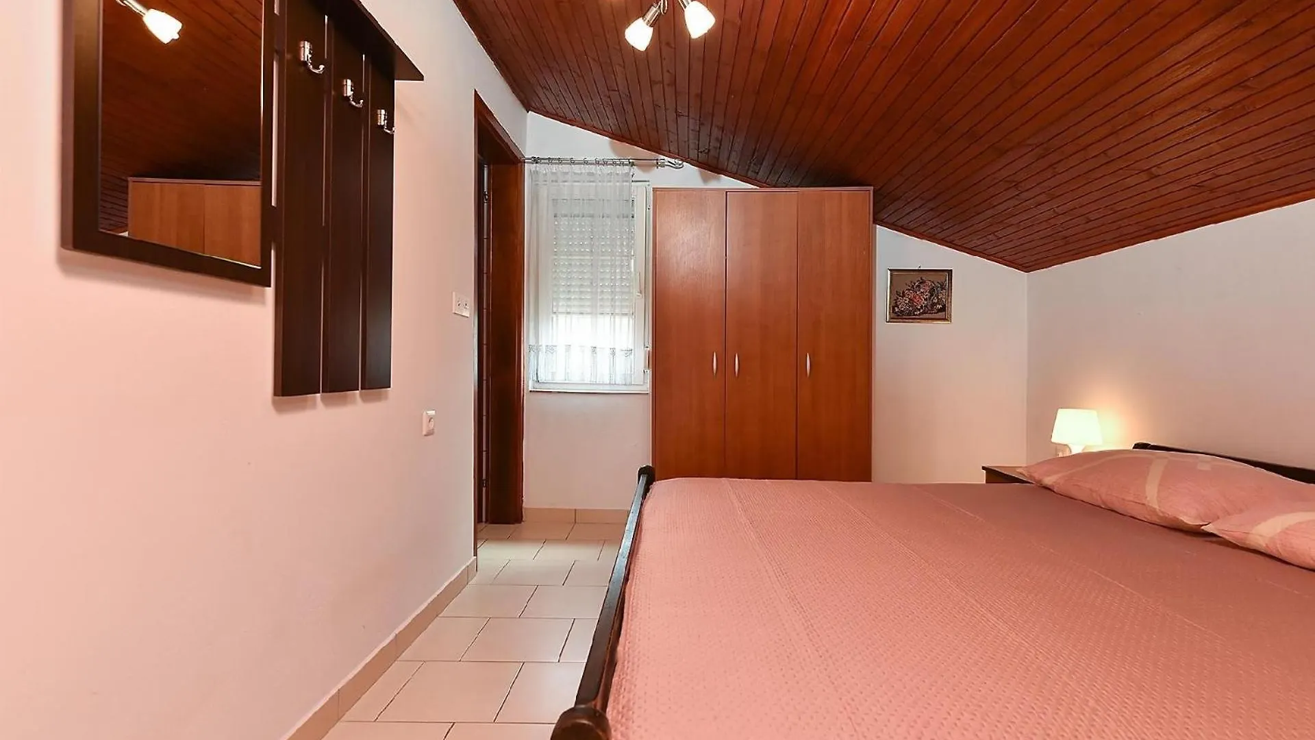 Apartment Ferienwohnung Fuer 3 Personen Ca 30 Qm In Banjole, Istrien Istrische Riviera