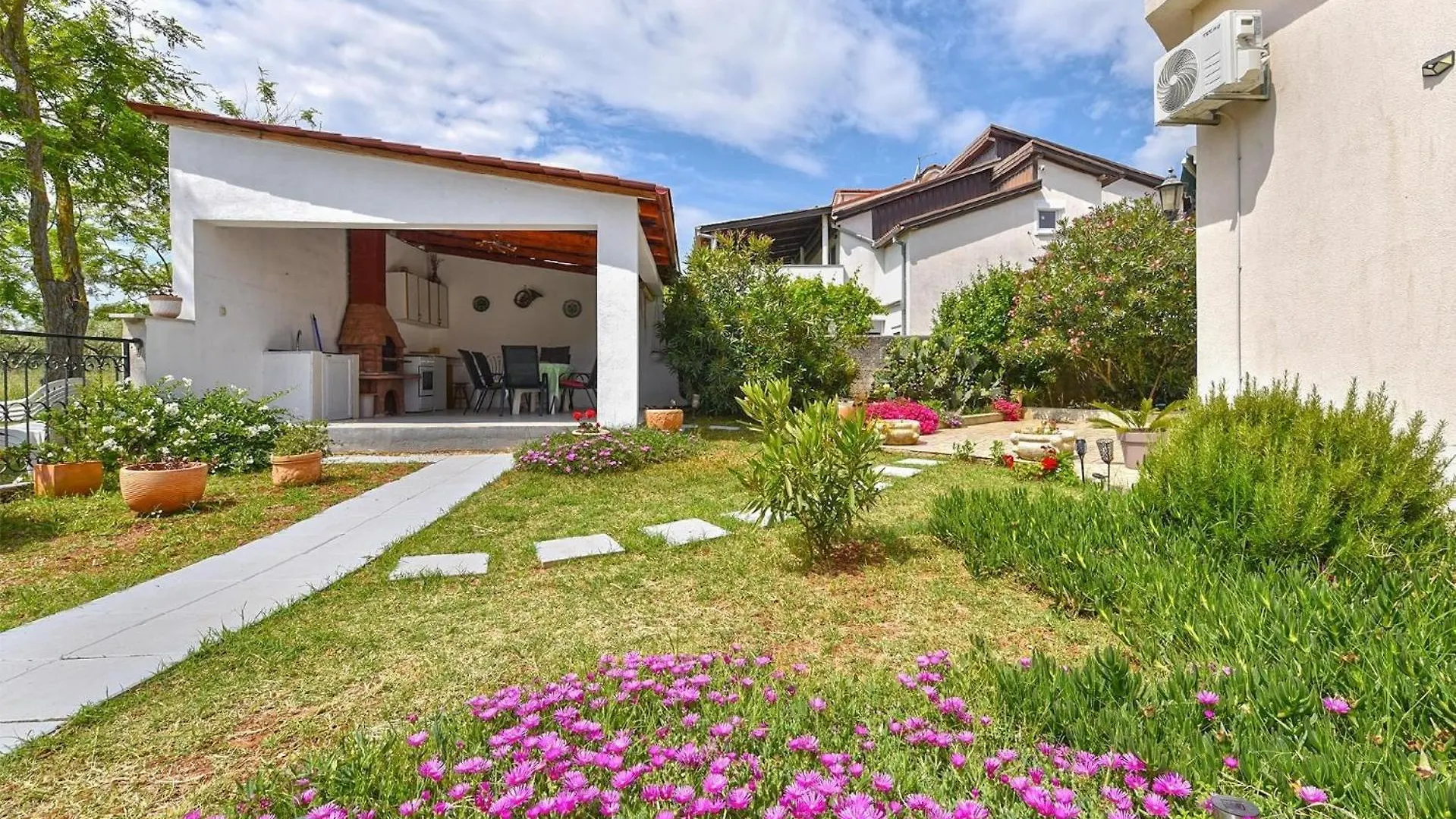 Apartman Ferienwohnung Fuer 3 Personen Ca 30 Qm In Banjole, Istrien Istrische Riviera