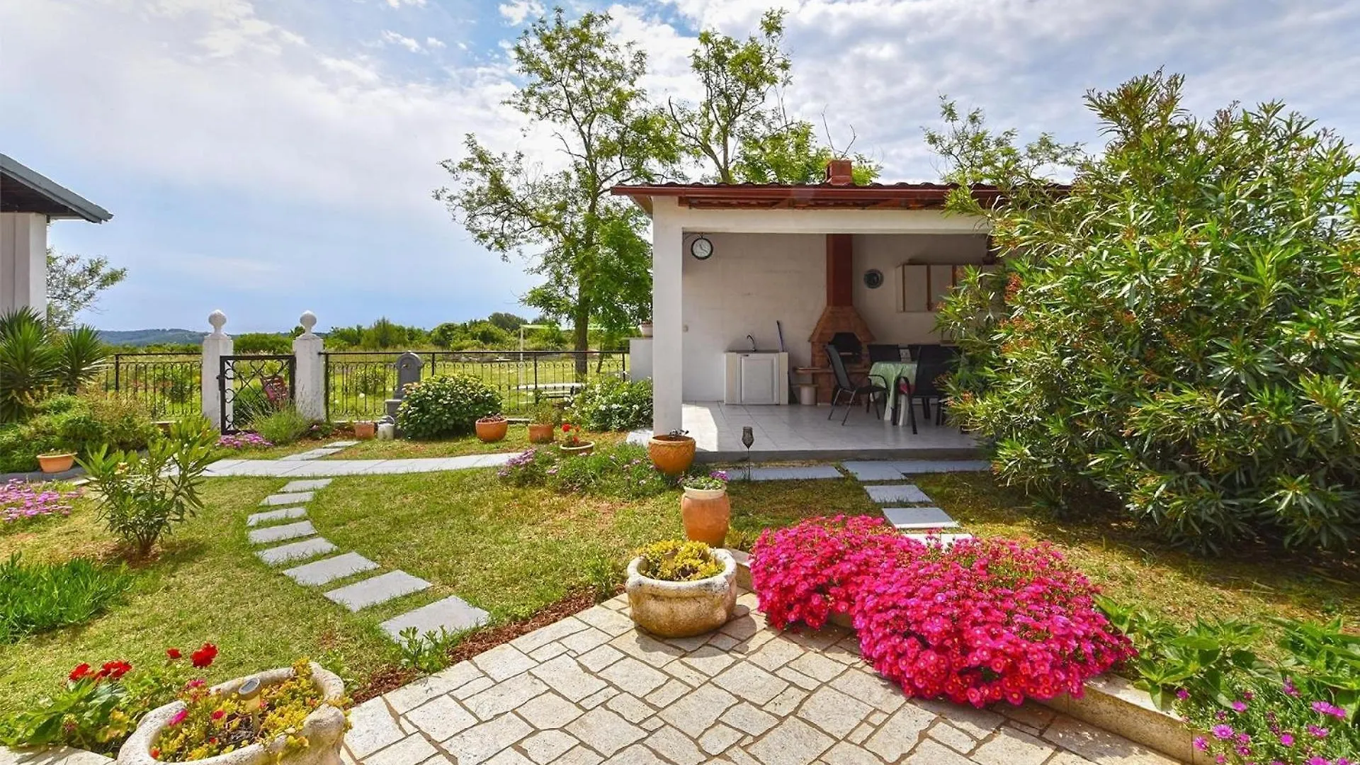 Apartman Ferienwohnung Fuer 3 Personen Ca 30 Qm In Banjole, Istrien Istrische Riviera Croatia
